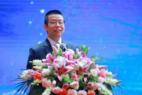 必赢官网校长陆丹